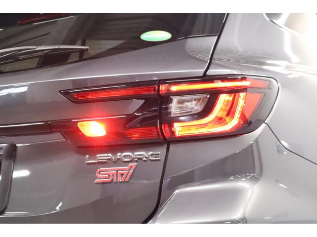 レヴォーグ ＳＴＩ　スポーツ　アイサイトＸ　ＳＴＩエアロ　電動リヤゲート　ドライバーモニタリングシステム　スマートビューミラー　フロント・サイド・バックカメラ　シートメモリー　シートヒーター　１１．６インチモニター　Ｂｌｕｅｔｏｏｔｈ接続　ＥＴＣ２．０（36枚目）