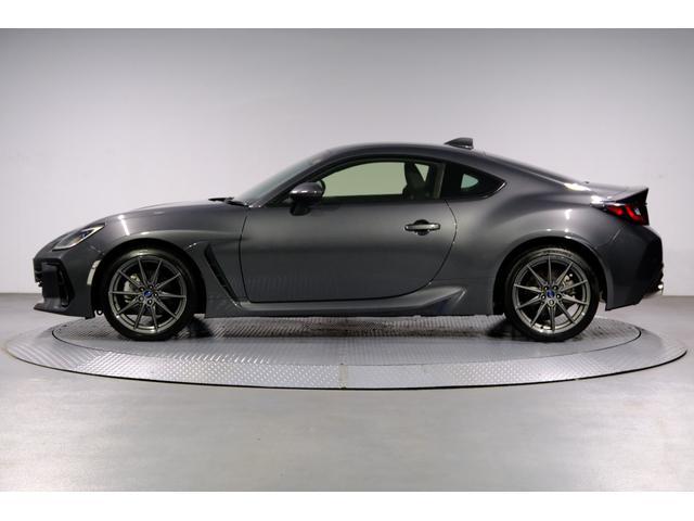 ご納車前にはスバルディーラーの整備工場でスバル専任のメカニックが最大８８項目をしっかりとチェックしますので、安心してお乗り頂けます！