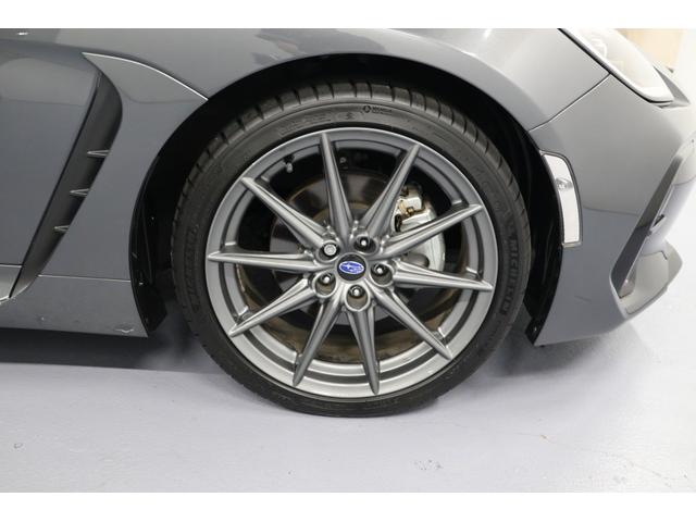 １８ｉｎ純正アルミ！タイヤの山等詳細はお気軽に足立店までお問い合わせください！