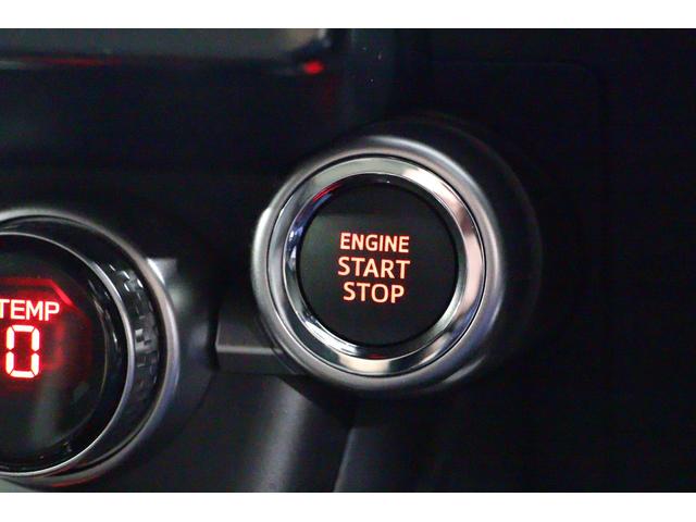 プッシュスタート。イモビライザーを標準装備しています。