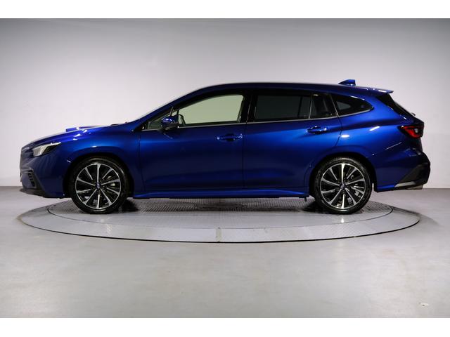 レヴォーグ ＳＴＩ　Ｓｐｏｒｔ　ＥＸ　１１．６ｉｎセンターディスプレイ　１１．６ｉｎセンターディスプレイ　ドライブレコーダー　フロント・サイド・バックカメラ　アイサイトＸ　ドアバイザー　ＥＴＣ　電動リヤゲート（3枚目）