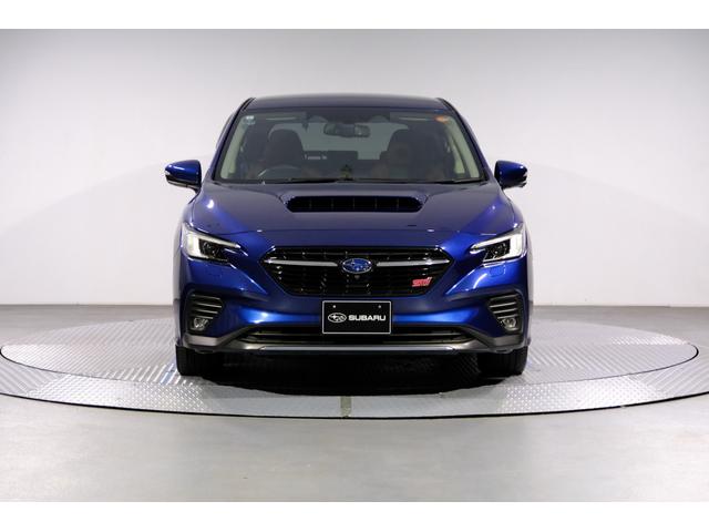 レヴォーグ ＳＴＩ　Ｓｐｏｒｔ　ＥＸ　１１．６ｉｎセンターディスプレイ　１１．６ｉｎセンターディスプレイ　ドライブレコーダー　フロント・サイド・バックカメラ　アイサイトＸ　ドアバイザー　ＥＴＣ　電動リヤゲート（4枚目）