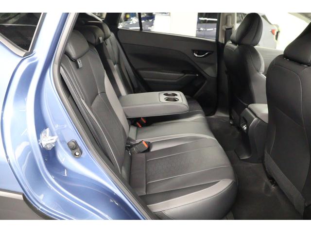 クロストレック リミテッド サンルーフ 元社用車 ドラレコ 全周囲カメラ サンルーフ ドライブレコーダー 3眼カメラアイサイト 全周囲カメラ シートヒーター ステアリングヒーター シートメモリー機能(9枚目)