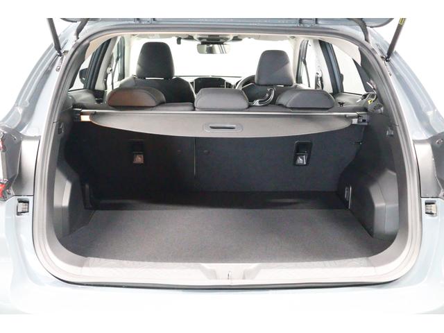 クロストレック リミテッド　ＡＷＤ　ｅ－ＢＯＸＥＲ　　元弊社社有車　ルーフレール　１１．６インチセンターディスプレイ　アラウンドビューモニター　シートヒーター　ステアリングヒーター　前後録画ドライブレコーダー　ＥＴＣ２．０　トノカバー　ドアバイザー（10枚目）