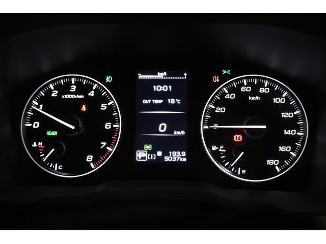 クロストレック リミテッド　ＡＷＤ　ｅ－ＢＯＸＥＲ　　元弊社社有車　ルーフレール　１１．６インチセンターディスプレイ　アラウンドビューモニター　シートヒーター　ステアリングヒーター　前後録画ドライブレコーダー　ＥＴＣ２．０　トノカバー　ドアバイザー（14枚目）