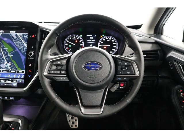 クロストレック リミテッド　ＡＷＤ　ｅ－ＢＯＸＥＲ　　元弊社社有車　ルーフレール　１１．６インチセンターディスプレイ　アラウンドビューモニター　シートヒーター　ステアリングヒーター　前後録画ドライブレコーダー　ＥＴＣ２．０　トノカバー　ドアバイザー（15枚目）