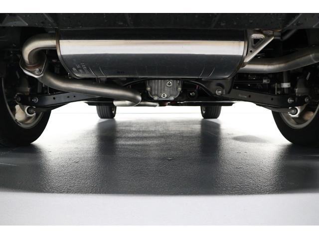 クロストレック リミテッド　ＡＷＤ　ｅ－ＢＯＸＥＲ　　元弊社社有車　ルーフレール　１１．６インチセンターディスプレイ　アラウンドビューモニター　シートヒーター　ステアリングヒーター　前後録画ドライブレコーダー　ＥＴＣ２．０　トノカバー　ドアバイザー（21枚目）