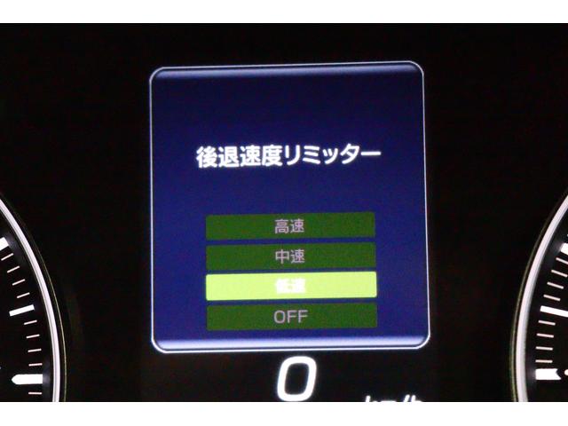 クロストレック リミテッド　ＡＷＤ　ｅ－ＢＯＸＥＲ　　元弊社社有車　ルーフレール　１１．６インチセンターディスプレイ　アラウンドビューモニター　シートヒーター　ステアリングヒーター　前後録画ドライブレコーダー　ＥＴＣ２．０　トノカバー　ドアバイザー（49枚目）