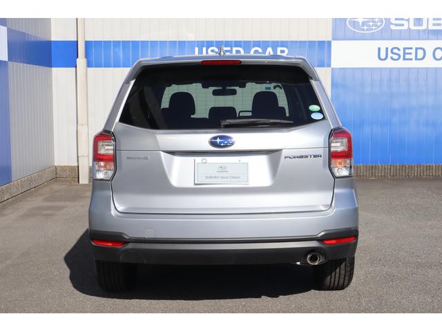 フォレスター ２．０ｉ－Ｌ　アイサイトＶｅｒ３　ナビ　ＥＴＣ　バックカメラ　パナソニック製メモリーナビ　Ｂｌｕｅｔｏｏｔｈ接続　フルセグＴＶ　ＤＶＤ再生　ハンズフリー通話機能　ＥＴＣ　バックカメラ　シートヒーター（5枚目）