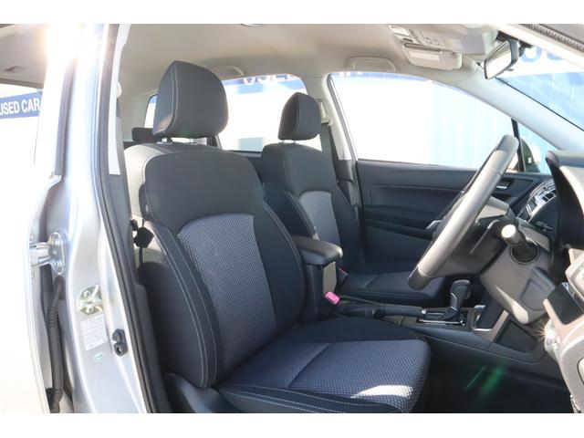 フォレスター ２．０ｉ－Ｌ　アイサイトＶｅｒ３　ナビ　ＥＴＣ　バックカメラ　パナソニック製メモリーナビ　Ｂｌｕｅｔｏｏｔｈ接続　フルセグＴＶ　ＤＶＤ再生　ハンズフリー通話機能　ＥＴＣ　バックカメラ　シートヒーター（8枚目）