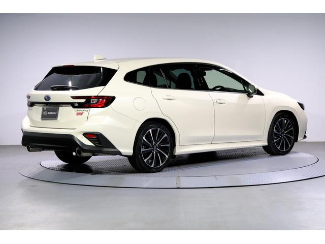 レヴォーグ ＳＴＩ　Ｓｐｏｒｔ　ＥＸ　ドラレコ　ＥＴＣ　ワンオーナー　１１．６インチ大型デュスプレイ／アイサイトＸ／シートヒーター／ドライブレコーダー／ＥＴＣ２．０／フロント・サイド・バックカメラ／ワンオーナー／Ｂｌｕｅｔｏｏｔｈ／本革シート（2枚目）