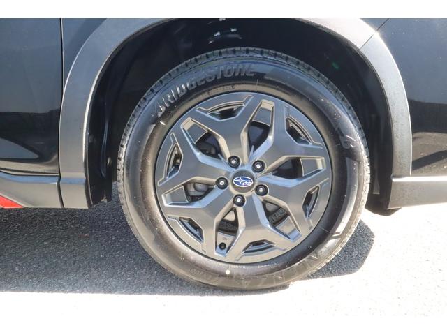 １７ｉインチアルミホイール装備！タイヤの山や状態等、気になる部分はお気軽にお問い合わせください！