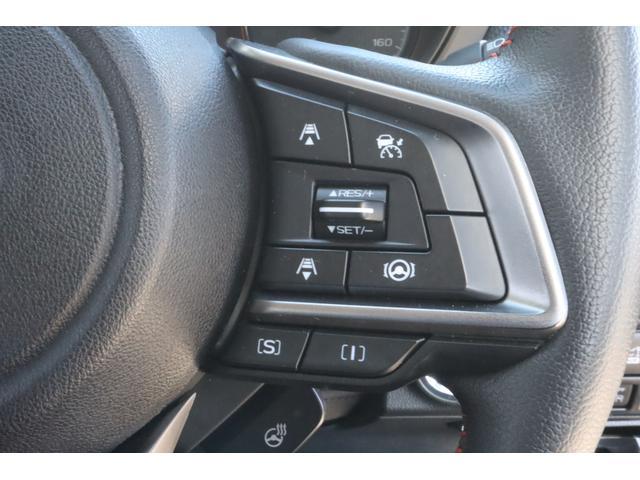 全車速追従機能付クルーズコントロール装備！アクセルやブレーキ操作のわずらわしさを軽減し、快適で安全なロングドライブを提供する機能です。