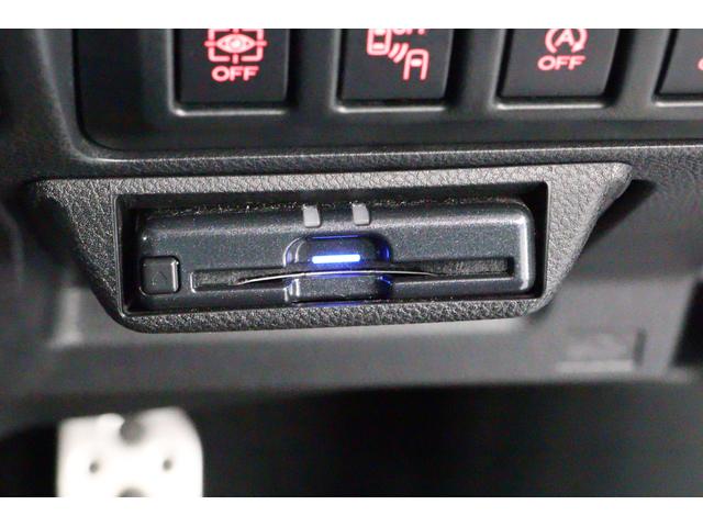 フォレスター ＳＴＩスポーツ　新世代アイサイト　専用レザーシート　２年間走行距離無制限スバルあんしん保証付き／ＥＴＣ／４ＷＤ／バックカメラ／スマートキー／パワーシート／レザーシート／ＬＥＤヘッドライト／パドルシフト／フルセグＴＶ／プッシュスタート／ＤＶＤ再生（17枚目）