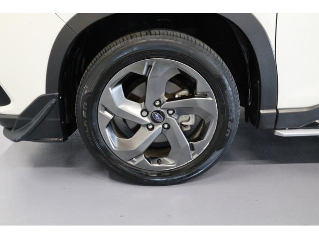 フォレスター ＳＴＩスポーツ　新世代アイサイト　専用レザーシート　２年間走行距離無制限スバルあんしん保証付き／ＥＴＣ／４ＷＤ／バックカメラ／スマートキー／パワーシート／レザーシート／ＬＥＤヘッドライト／パドルシフト／フルセグＴＶ／プッシュスタート／ＤＶＤ再生（24枚目）