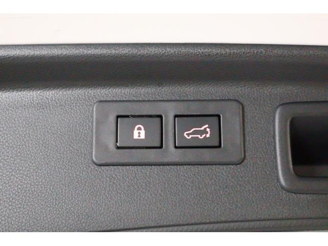 フォレスター ＳＴＩスポーツ　新世代アイサイト　専用レザーシート　２年間走行距離無制限スバルあんしん保証付き／ＥＴＣ／４ＷＤ／バックカメラ／スマートキー／パワーシート／レザーシート／ＬＥＤヘッドライト／パドルシフト／フルセグＴＶ／プッシュスタート／ＤＶＤ再生（29枚目）