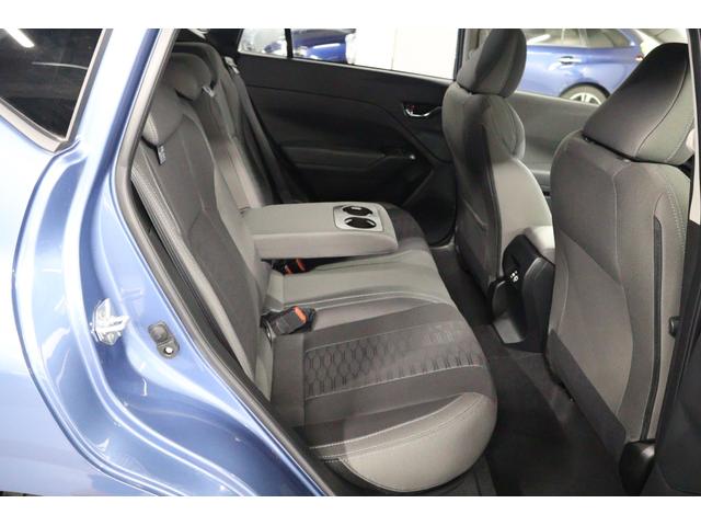 インプレッサ ST-G 走行距離少な目10,000km台! パワーシート シートメモリー デジタルマルチビューモニター ステアリングヒーター フロントシートヒーター フロント・サイド・バックカメラ ドアバイザー ETC オートビークルホー(9枚目)