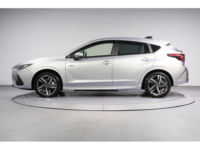 インプレッサ ST-H 元社用車 前後ドラレコ 全周囲カメラ 運転席10WAY&助手席8WAYパワーシート、、11・6インチセンターインフォメーションディスプレイ&インフォテイメントシステム、ナビゲーション機能(3枚目)