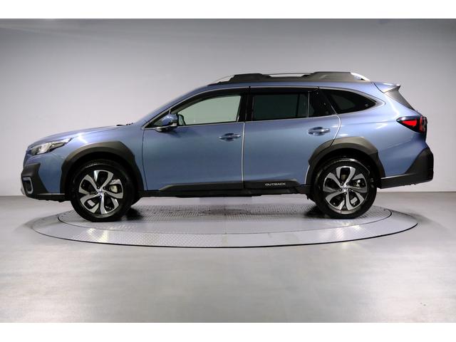 レガシィアウトバック リミテッドEX ブラウンレザー仕様 走行10,000km台! 純正11.6インチモニターナビ ETC2.0 前後サイドカメラ リアオートマチックブレーキ リアビークルディテクション カーゴステップパネル ドアエッジモール(3枚目)