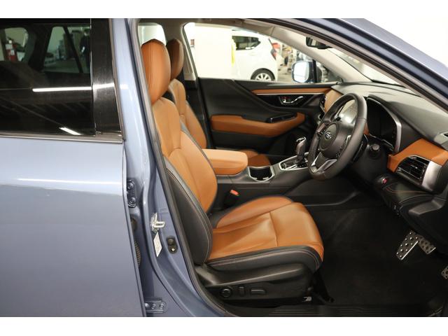 レガシィアウトバック リミテッドEX ブラウンレザー仕様 走行10,000km台! 純正11.6インチモニターナビ ETC2.0 前後サイドカメラ リアオートマチックブレーキ リアビークルディテクション カーゴステップパネル ドアエッジモール(8枚目)