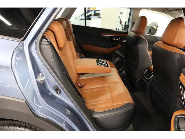 レガシィアウトバック リミテッドEX ブラウンレザー仕様 走行10,000km台! 純正11.6インチモニターナビ ETC2.0 前後サイドカメラ リアオートマチックブレーキ リアビークルディテクション カーゴステップパネル ドアエッジモール(9枚目)