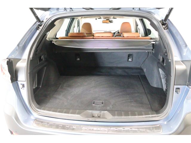 レガシィアウトバック リミテッドEX ブラウンレザー仕様 走行10,000km台! 純正11.6インチモニターナビ ETC2.0 前後サイドカメラ リアオートマチックブレーキ リアビークルディテクション カーゴステップパネル ドアエッジモール(10枚目)