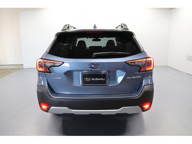 レガシィアウトバック リミテッドEX ブラウンレザー仕様 走行10,000km台! 純正11.6インチモニターナビ ETC2.0 前後サイドカメラ リアオートマチックブレーキ リアビークルディテクション カーゴステップパネル ドアエッジモール(30枚目)