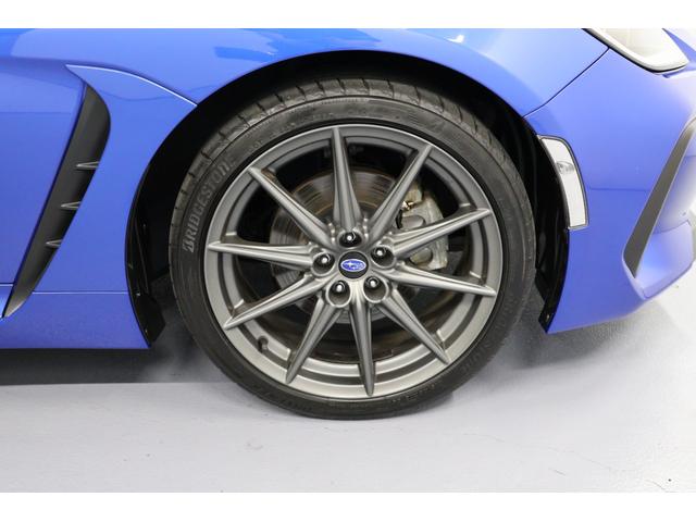 BRZ S 6AT STIドライカーボンリヤスポイラ- STIドライカーボンリヤスポイラー アイサイトVer3 カロッツェリアナビ ドライブレコーダー バックカメラ シートヒーター ETC(7枚目)