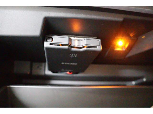 ＸＶ ２．０ｅ－Ｓアイサイト　後期Ｅ型　マグネタイトグレー　２年間走行距離無制限スバルあんしん保証付き／バックカメラ／ＬＥＤヘッドライト／パドルシフト／フルセグＴＶ／プッシュスタート／ＤＶＤ再生（17枚目）