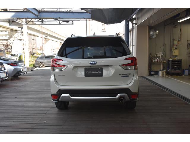 フォレスター アドバンス　デジタルミラー　ＳＴＩエアロ　フロントカメラ　パワーリヤゲート　　サイドビューモニター　　ドライバーモニタリングシステム　　アイサイトセイフティプラス【運転支援・視界拡張】　　ルーフレール（5枚目）