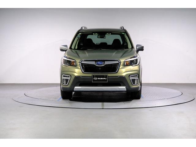 フォレスター Ａｄｖａｎｃｅ　ＥｙｅＳｉｇｈｔ搭載車　Ｘモード　パワーリヤゲート　リヤビークルディティクション　オートビークルホールド　ステアリング連動ヘッドランプ　フロント・サイドビューカメラ　リヤビューカメラ（4枚目）