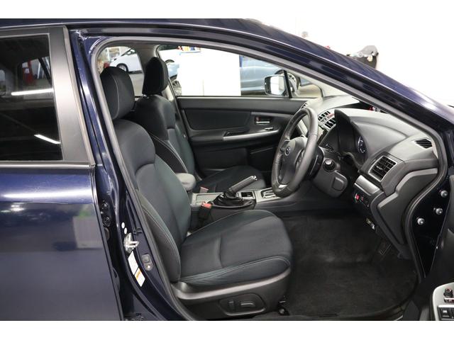 電動パワーシート搭載！細かな調整が可能なので便利です！！