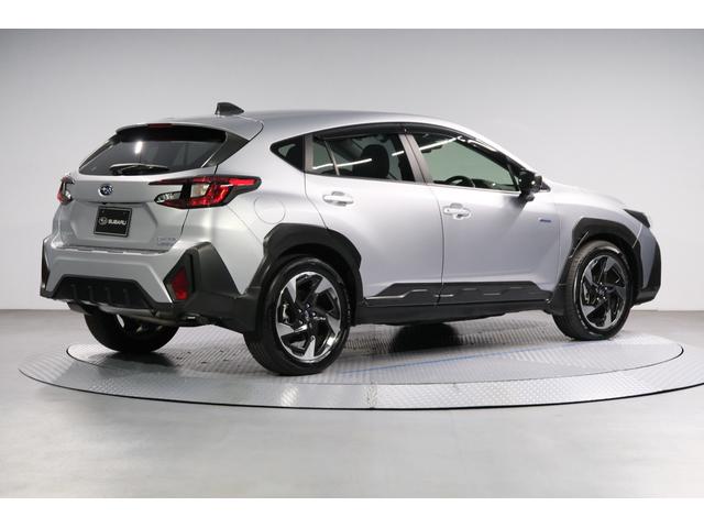クロストレック リミテッド　ＡＷＤ　ＬＥＤライナー　ＥＴＣ２．０　ドアバイザー　樹脂製カーゴステップパネル　フロントカメラ　サイドカメラ　リヤカメラ　後退時ブレーキシステム　シートヒーター　Ｘモード（2枚目）