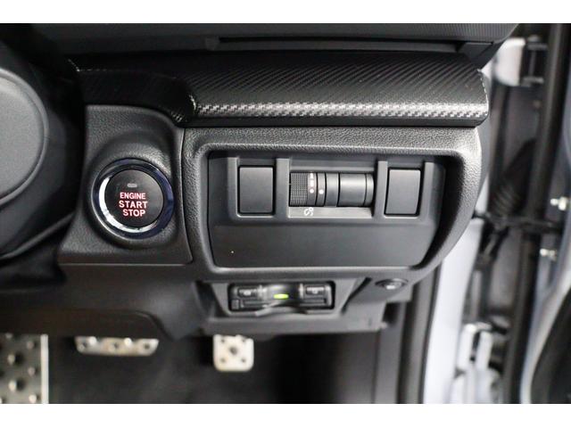 クロストレック リミテッド　ＡＷＤ　ＬＥＤライナー　ＥＴＣ２．０　ドアバイザー　樹脂製カーゴステップパネル　フロントカメラ　サイドカメラ　リヤカメラ　後退時ブレーキシステム　シートヒーター　Ｘモード（16枚目）