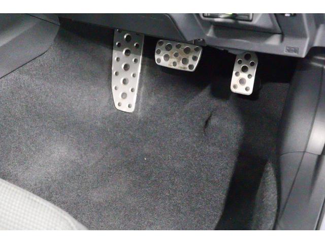 クロストレック リミテッド　ＡＷＤ　ＬＥＤライナー　ＥＴＣ２．０　ドアバイザー　樹脂製カーゴステップパネル　フロントカメラ　サイドカメラ　リヤカメラ　後退時ブレーキシステム　シートヒーター　Ｘモード（55枚目）