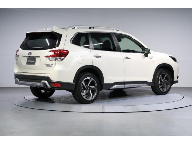 フォレスター アドバンス 新世代アイサイト タイヤ4本新品交換 2年間走行距離無制限スバルあんしん保証付き/ETC/4WD/バックカメラ/スマートキー/パワーシート/レザーシート/LEDヘッドライト/パドルシフト/フルセグTV/プッシュスタート/DVD再生(2枚目)