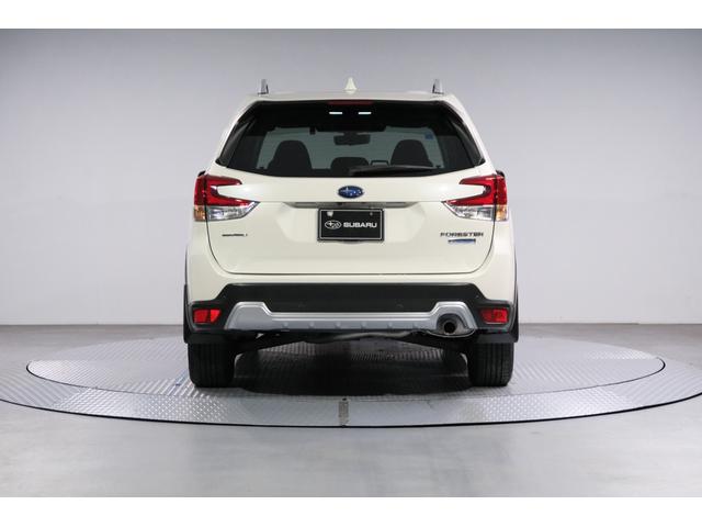 フォレスター アドバンス 前後コーナーセンサー ドライブレコーダー 前後コーナーセンサー リヤエンターテイメント ハンドルヒーター シートヒーター シートメモリー ドアバイザー フロント・サイド・バックカメラ ETC(5枚目)