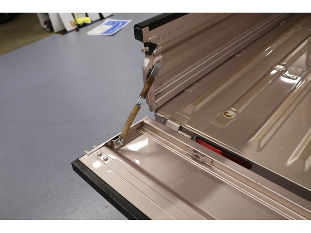 サンバートラック グランドキャブ スマートアシスト 4WD LEDヘッドライト エアコン パワーステアリング パワーウィンドウ CDオーディオ 電波式キーレスエントリー スマートアシスト VDC(横滑り防止装置) ワンオーナー(33枚目)