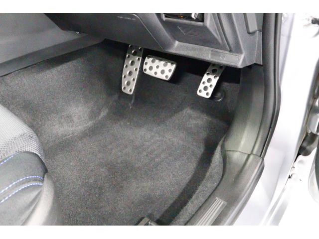 レヴォーグ 1.6GT-Sアイサイト アドバンスドセイフティパッケージ 1年間走行距離無制限スバルあんしん保証付き/バックカメラ/パワーシート/LEDヘッドライト/パドルシフト/フルセグTV/プッシュスタート/DVD再生(59枚目)