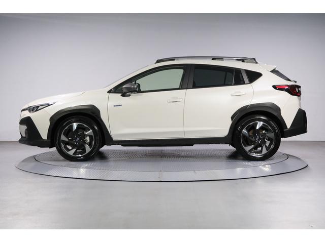 クロストレック リミテッド　ＡＷＤ　ｅ－ＢＯＸＥＲ　ルーフレール　１１．６インチセンターインフォメーションディスプレイ　フロントカメラ　サイドカメラ　リヤカメラ　運転席助手席シートヒーター　Ｘモード　ドライバーズモニタリングシステム（3枚目）