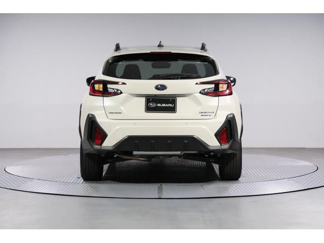 クロストレック リミテッド　ＡＷＤ　ｅ－ＢＯＸＥＲ　ルーフレール　１１．６インチセンターインフォメーションディスプレイ　フロントカメラ　サイドカメラ　リヤカメラ　運転席助手席シートヒーター　Ｘモード　ドライバーズモニタリングシステム（5枚目）
