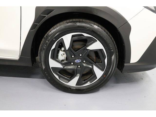 クロストレック リミテッド　ＡＷＤ　ｅ－ＢＯＸＥＲ　ルーフレール　１１．６インチセンターインフォメーションディスプレイ　フロントカメラ　サイドカメラ　リヤカメラ　運転席助手席シートヒーター　Ｘモード　ドライバーズモニタリングシステム（7枚目）