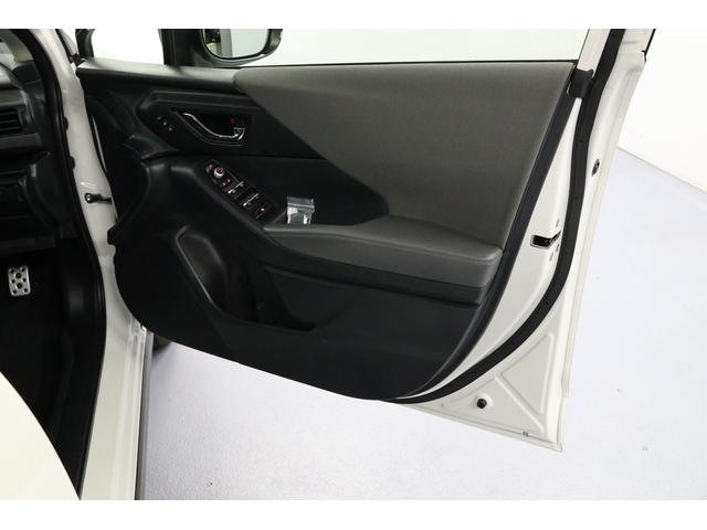 クロストレック リミテッド　ＡＷＤ　ｅ－ＢＯＸＥＲ　ルーフレール　１１．６インチセンターインフォメーションディスプレイ　フロントカメラ　サイドカメラ　リヤカメラ　運転席助手席シートヒーター　Ｘモード　ドライバーズモニタリングシステム（37枚目）