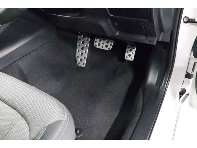 クロストレック リミテッド　ＡＷＤ　ｅ－ＢＯＸＥＲ　ルーフレール　１１．６インチセンターインフォメーションディスプレイ　フロントカメラ　サイドカメラ　リヤカメラ　運転席助手席シートヒーター　Ｘモード　ドライバーズモニタリングシステム（52枚目）