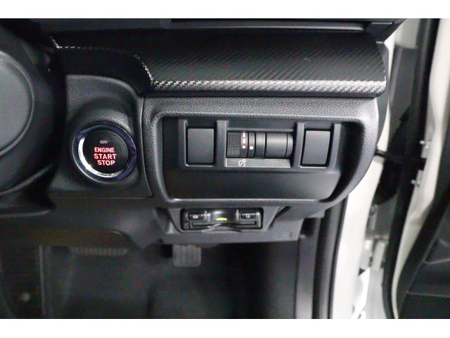 クロストレック ツーリング　ＡＷＤ　２．０ｅボクサー　１１．６インチセンターディスプレイ　ＥＴＣ２．０　ドライブレコーダー　デジタルマルチビューカメラ　シートヒーター　ステアリングヒーター　ｅボクサー　ＳＲＨ　ＡＶＨ（16枚目）