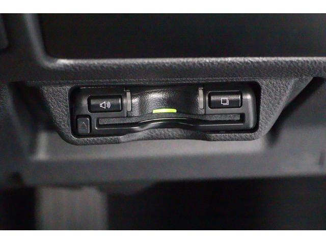クロストレック ツーリング　ＡＷＤ　２．０ｅボクサー　１１．６インチセンターディスプレイ　ＥＴＣ２．０　ドライブレコーダー　デジタルマルチビューカメラ　シートヒーター　ステアリングヒーター　ｅボクサー　ＳＲＨ　ＡＶＨ（17枚目）