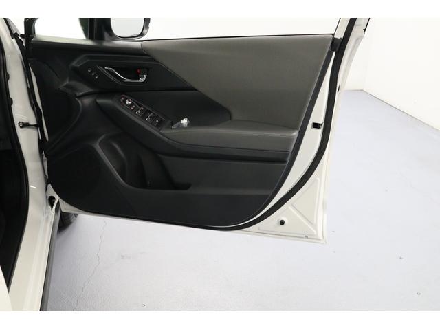 クロストレック ツーリング　ＡＷＤ　２．０ｅボクサー　１１．６インチセンターディスプレイ　ＥＴＣ２．０　ドライブレコーダー　デジタルマルチビューカメラ　シートヒーター　ステアリングヒーター　ｅボクサー　ＳＲＨ　ＡＶＨ（37枚目）