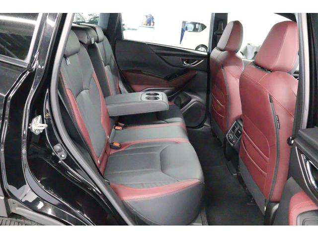 フォレスター ＳＴＩスポーツ　新世代アイサイト　デジタルミラー前後ドラレコ　パナソニック製８型ナビ　Ｂｌｕｅｔｏｏｔｈオーディオ　ＥＴＣ２．０　フロントビューカメラ　　サイドビューカメラ　リヤビューカメラ　電動リヤゲート（9枚目）