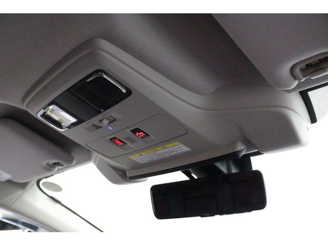 レヴォーグ １．６ＳＴＩＳｐｏｒｔ　ＥｙｅＳｉｇｈｔ　　デジタルミラー　ＳＴＩスポーツマフラー　パナソニック製８型ナビ　デジタルミラー　ＥＴＣ２．０　フロントカメラ　ツーリングアシスト　ドライブレコーダー（19枚目）