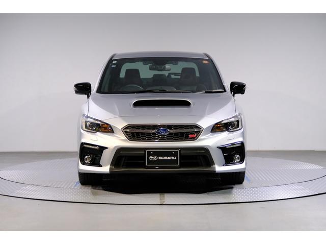 ＷＲＸ Ｓ４ ＷＲＸＳ４　ＳＴＩ　Ｓｐｏｒｔ　ＲＥＣＡＲＯシート　ドラレコ　前後ドライブレコーダー　ドアバイザー　ＥＴＣ２．０＆ビルトインタイプ　トランクスポイラー　カロッツェリアナビゲーション（4枚目）